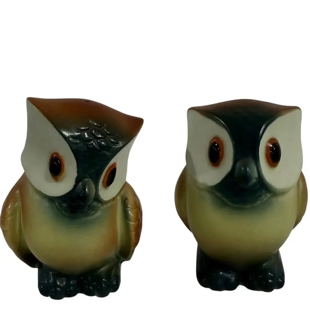 VINTAGE 1970s Japan Owl Salt Pepper Shaker Pair Ceramic Brown Green Kitsch Decor